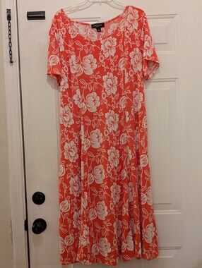 Perceptions Woman Textured Salmon/White Floral Pattern Midi Dress, 1X